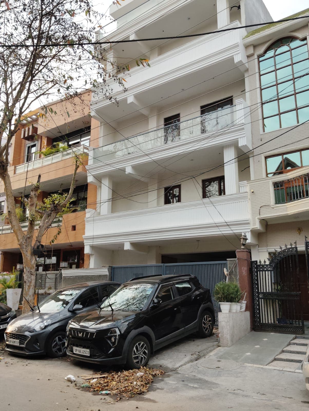 Kothi For Sale In Noida