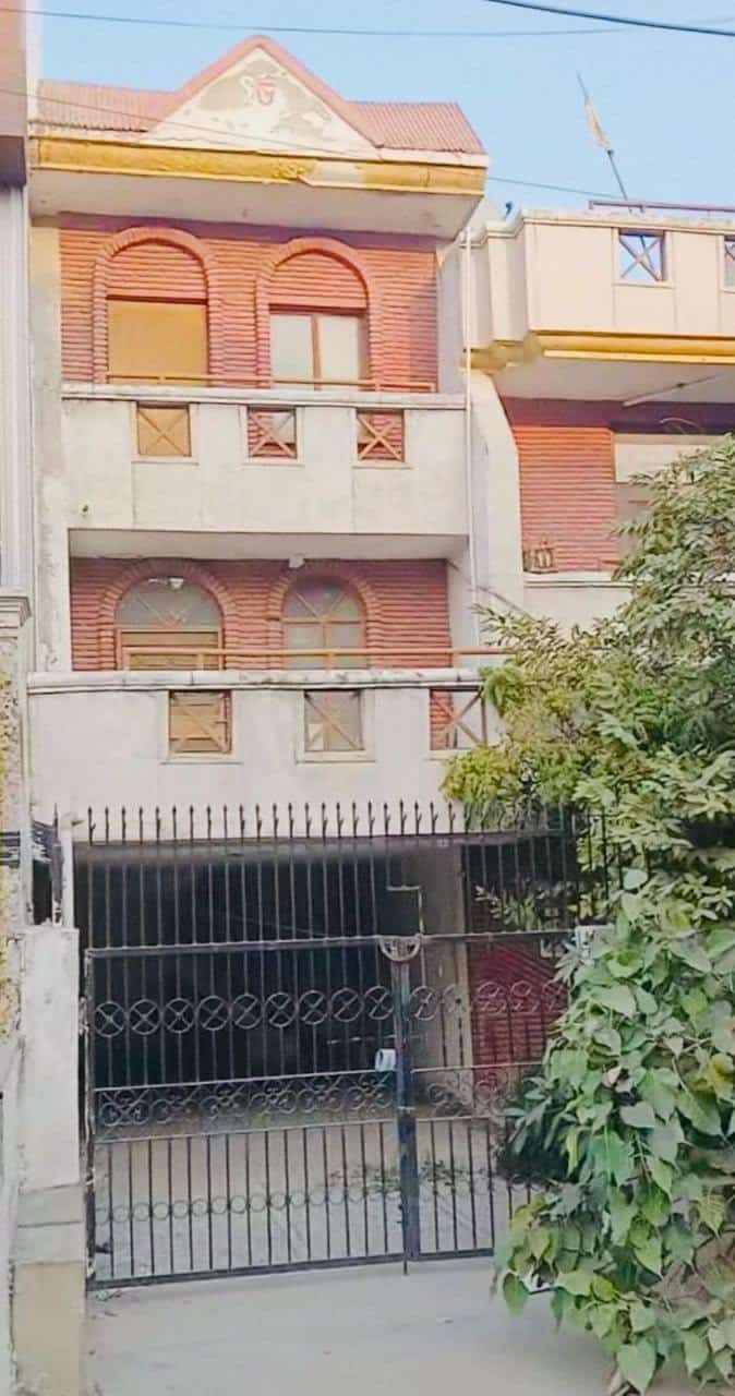 Plot for Sale in Sector 15A, Noida