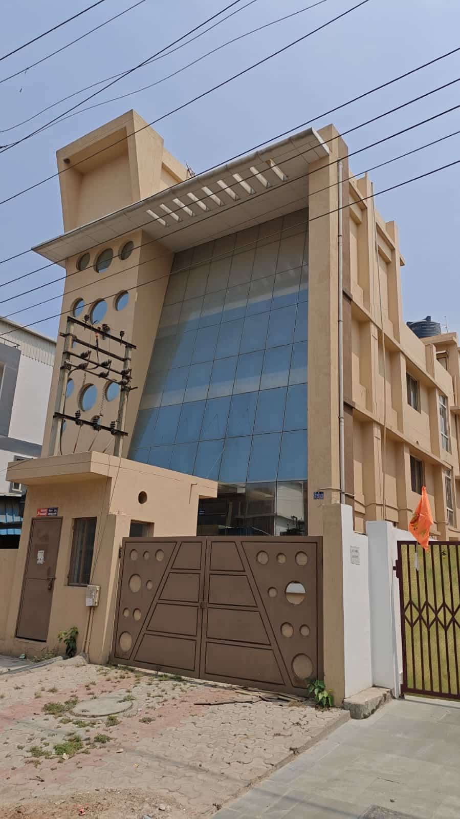 Industrial Building For Sale